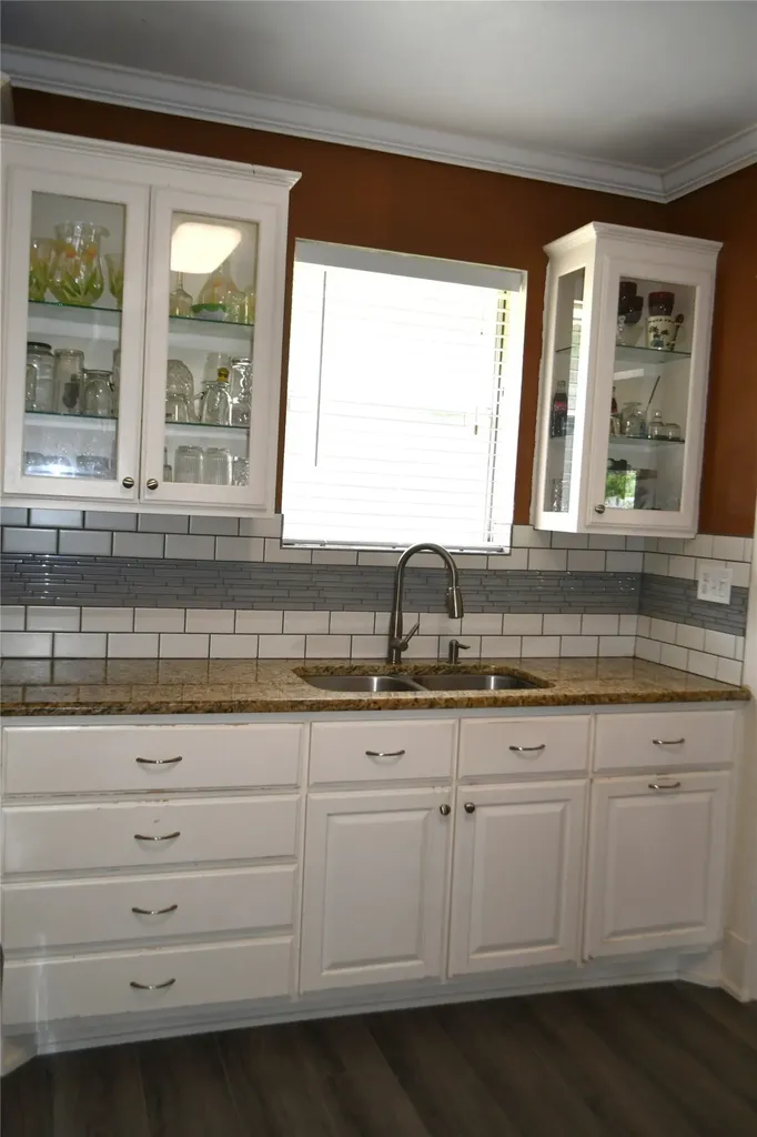 401 Powers Street Lacy Lakeview TX 76705