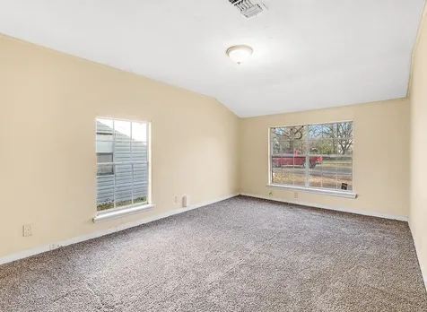 733 Arizona Avenue Wake Village TX 75501