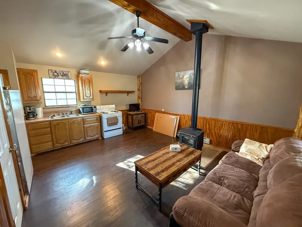 4909 Barton Chapel Road Jacksboro TX 76458