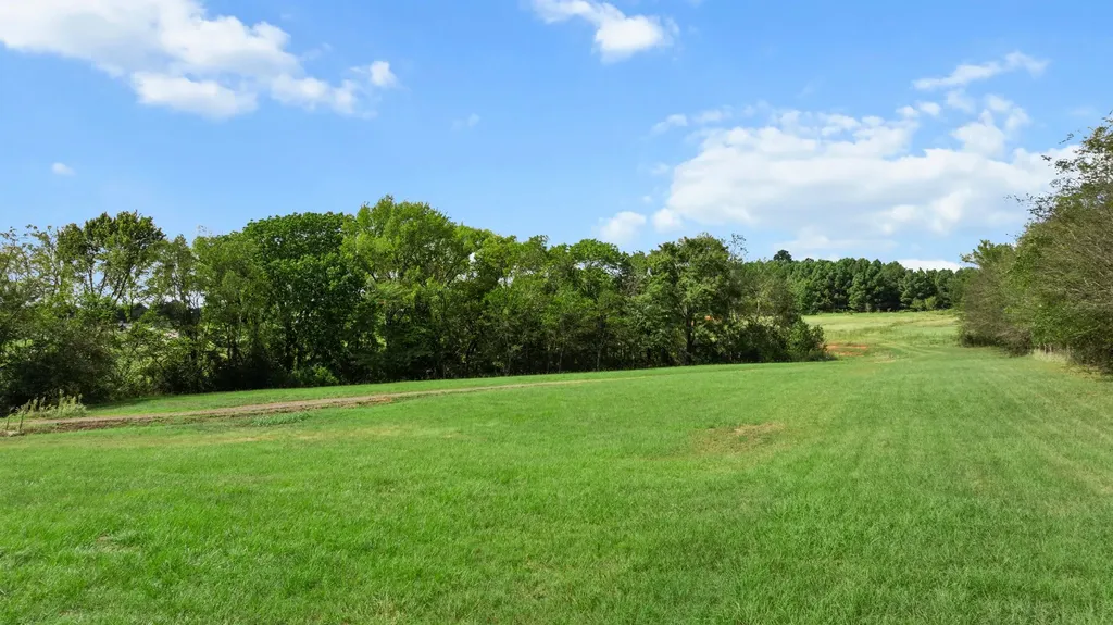 16622 Caeli Heights Winona TX 75792