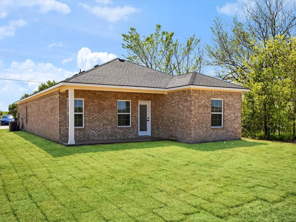 5501 Fm 879 Garrett TX 75119