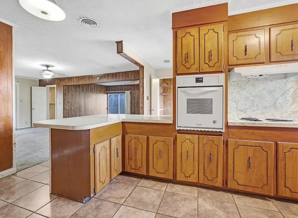 504 Redwater Road Wake Village TX 75501