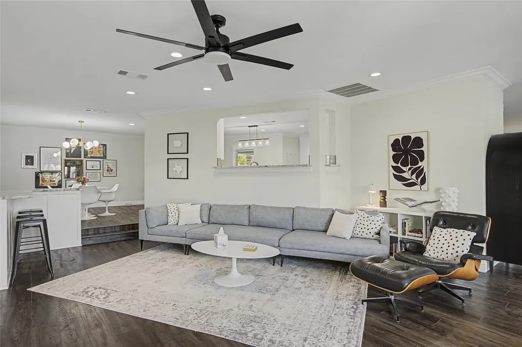 7520 Hewitt Street North Richland Hills TX 76182