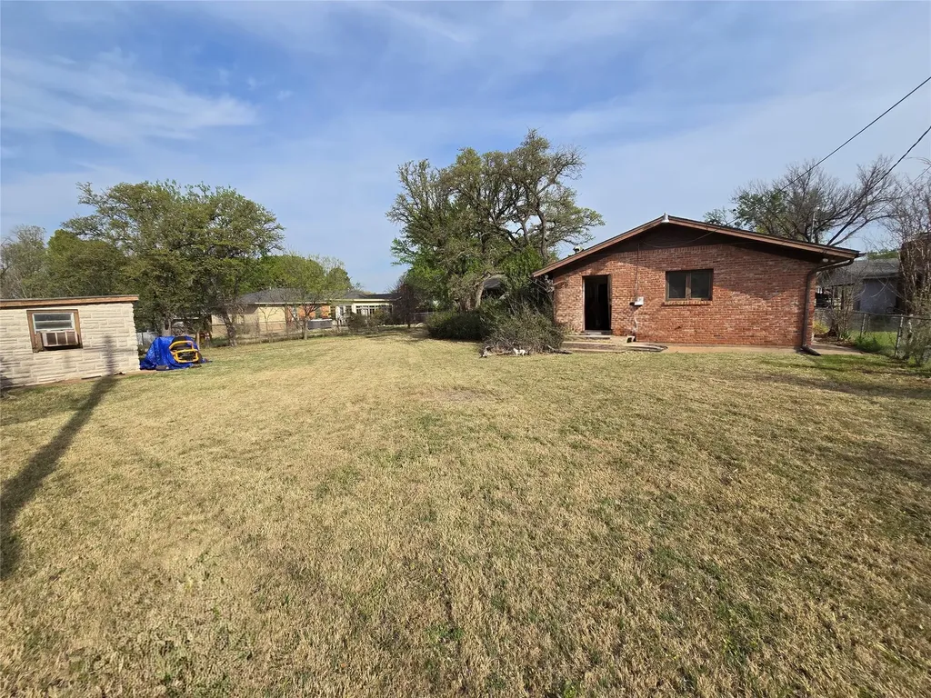 1605 Saint John Street Wichita Falls TX 76302