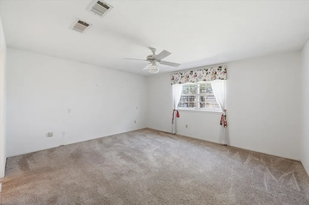 3311 Peachtree Lane Pantego TX 76013