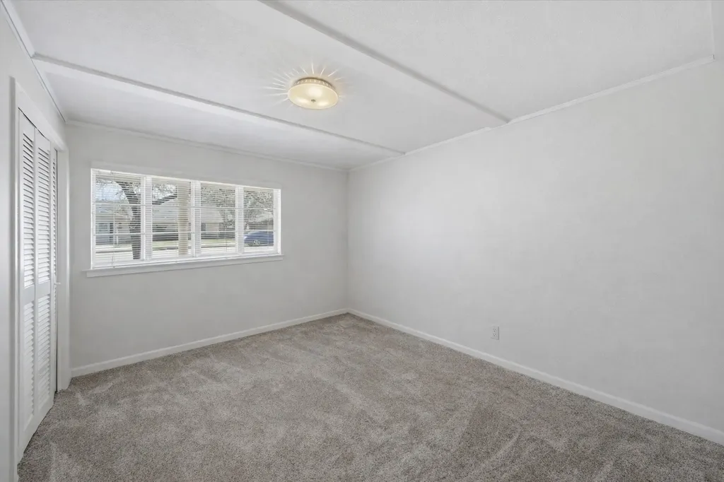 3311 Peachtree Lane Pantego TX 76013