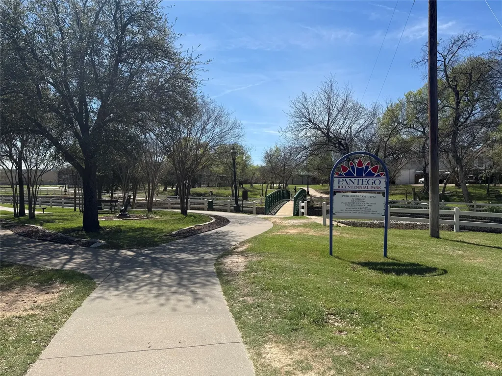 3311 Peachtree Lane Pantego TX 76013