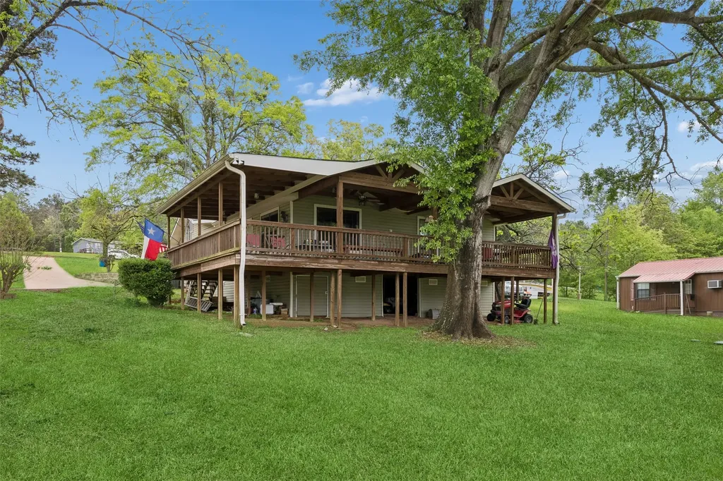 16340 County Road 4256 S Henderson TX 75654
