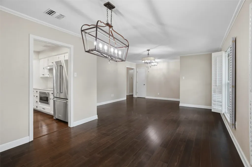 6409 Country Day Trail Benbrook TX 76132