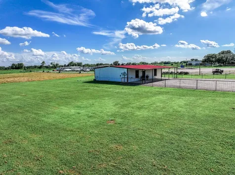 8505 W Interstate Highway 30 Cumby TX 75433