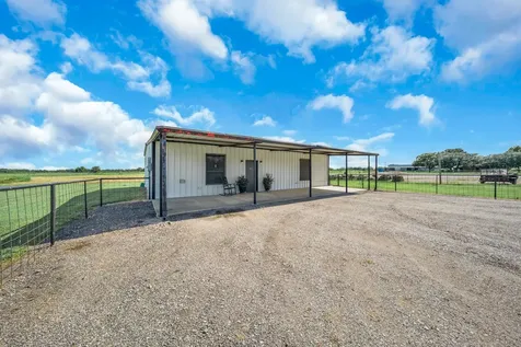 8505 W Interstate Highway 30 Cumby TX 75433
