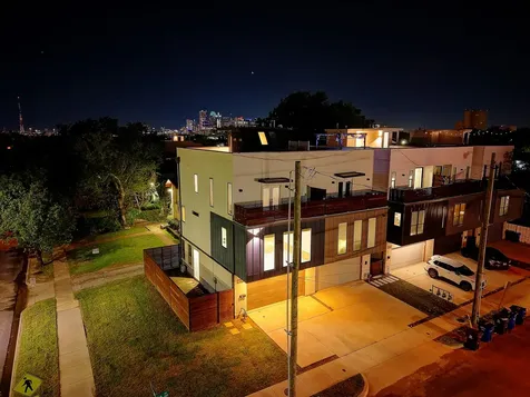 183 S Prairie Avenue Dallas TX 75226