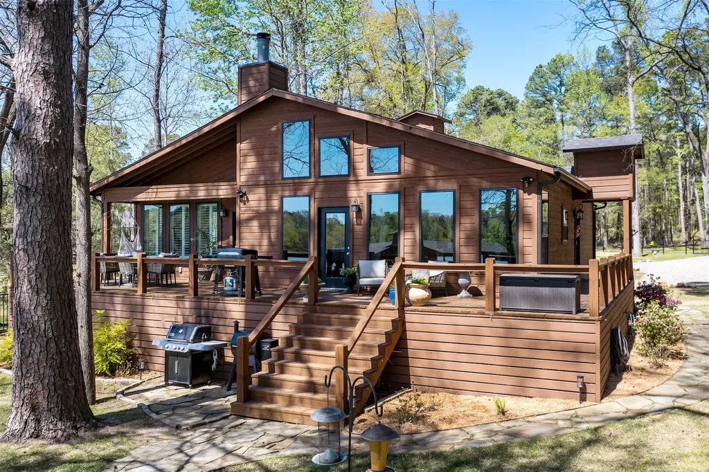 551 W Eagle Point Drive Mount Vernon TX 75457