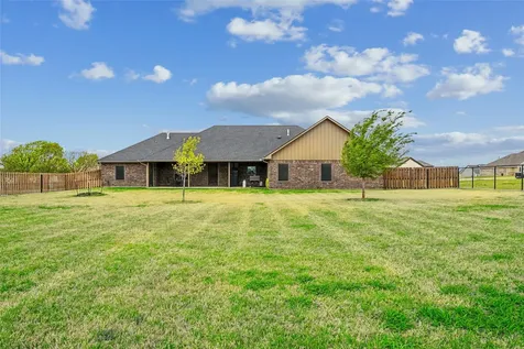 820 Fleitman Drive Muenster TX 76252