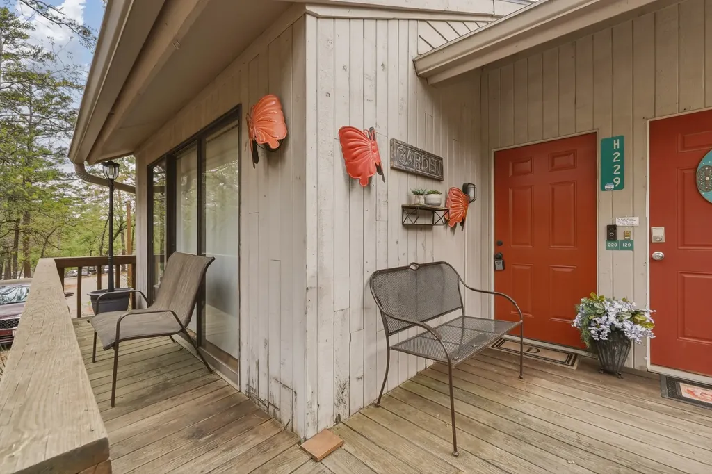 178 Holly Hill Circle Holly Lake Ranch TX 75765