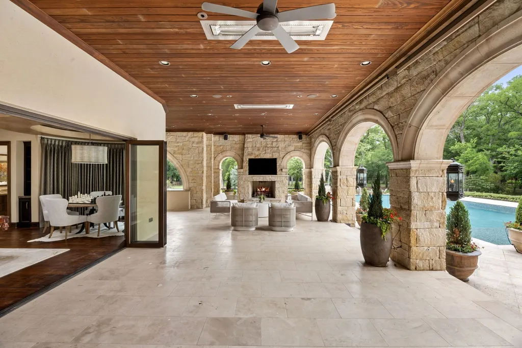 690 S Peytonville Avenue Southlake TX 76092