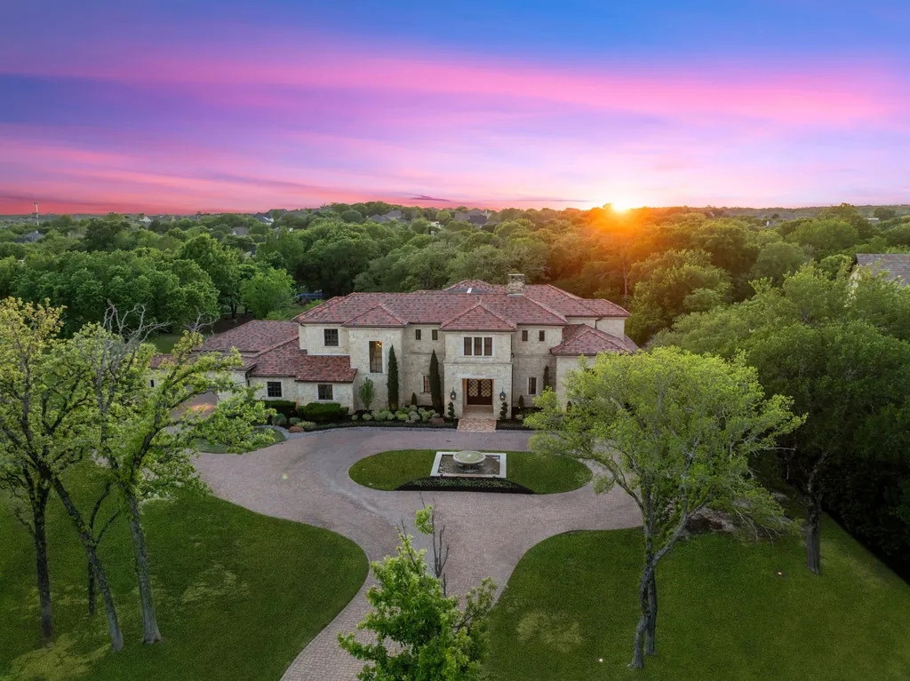 690 S Peytonville Avenue Southlake TX 76092