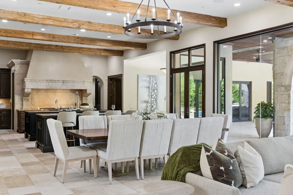 690 S Peytonville Avenue Southlake TX 76092