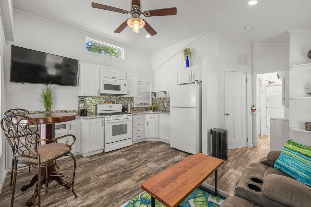 905 County Road 4914 Ben Wheeler TX 75754