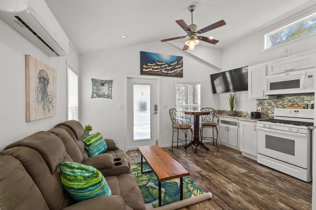 905 County Road 4914 Ben Wheeler TX 75754