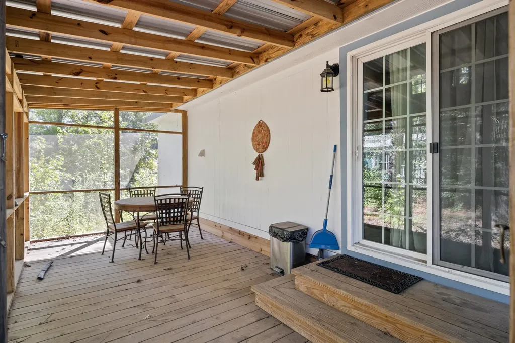 905 County Road 4914 Ben Wheeler TX 75754