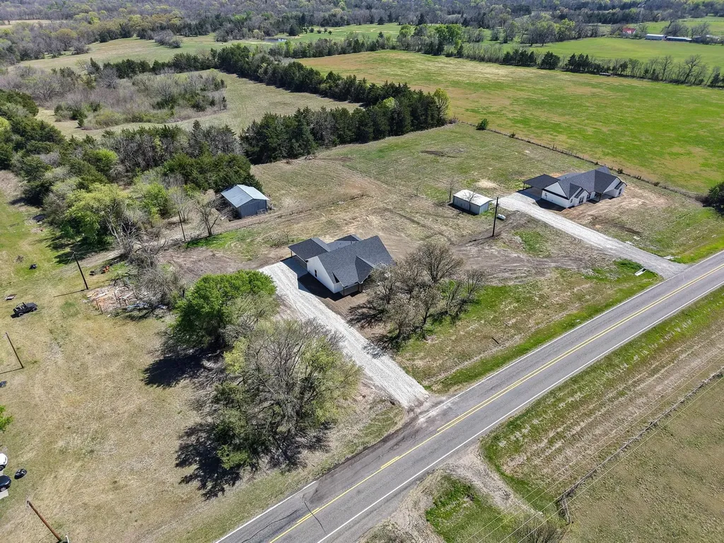 14419 Fm 1396 E Windom TX 75492