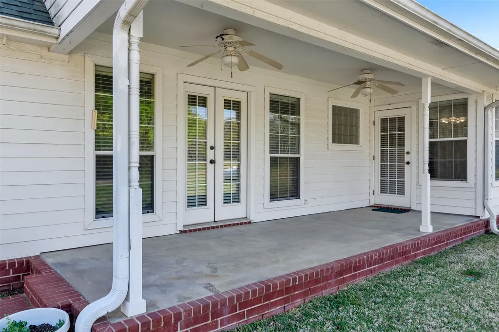 199 Chaparral Estates Drive Denison TX 75021