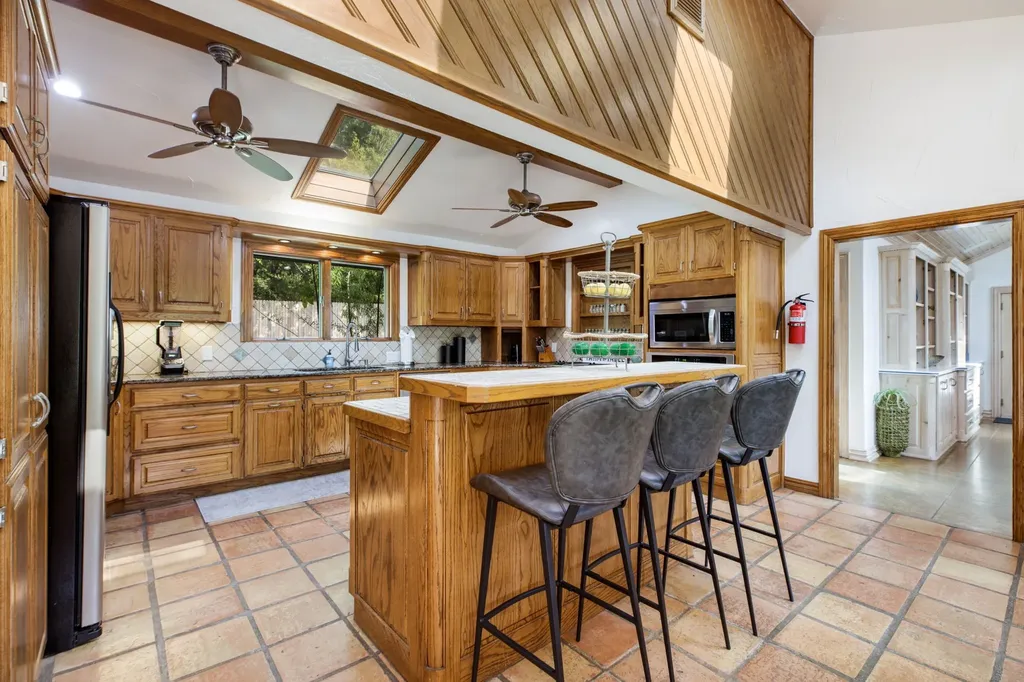 2243 Wood Hollow Road Denton TX 76208