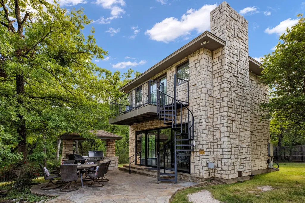 2243 Wood Hollow Road Denton TX 76208