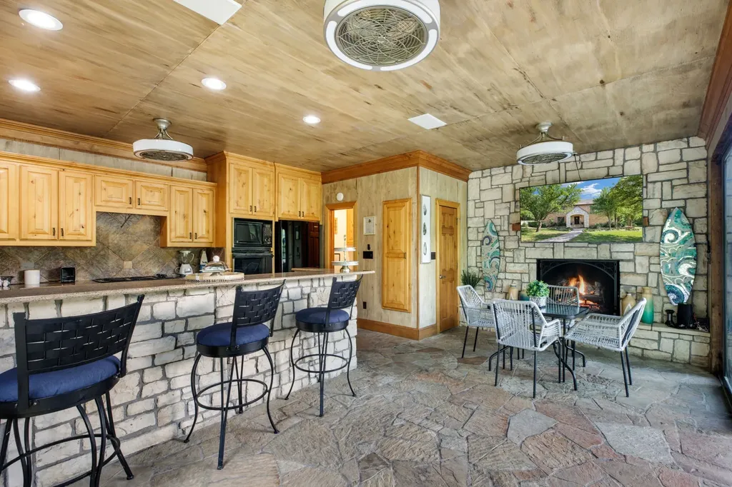 2243 Wood Hollow Road Denton TX 76208