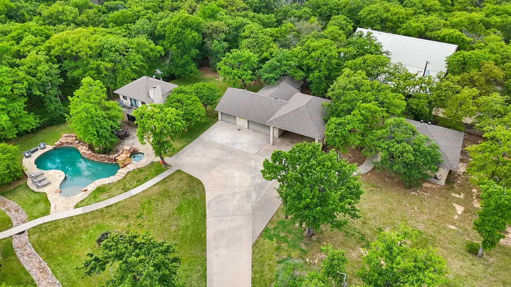2243 Wood Hollow Road Denton TX 76208