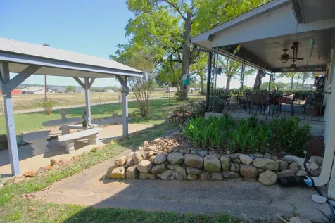 205 Mason Drive Seven Points TX 75143