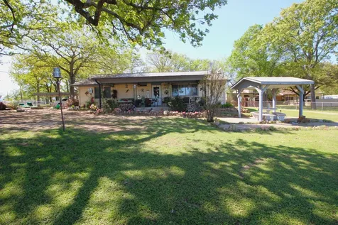 205 Mason Drive Seven Points TX 75143
