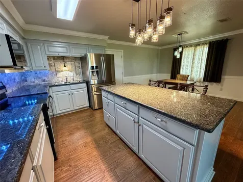 205 Mason Drive Seven Points TX 75143
