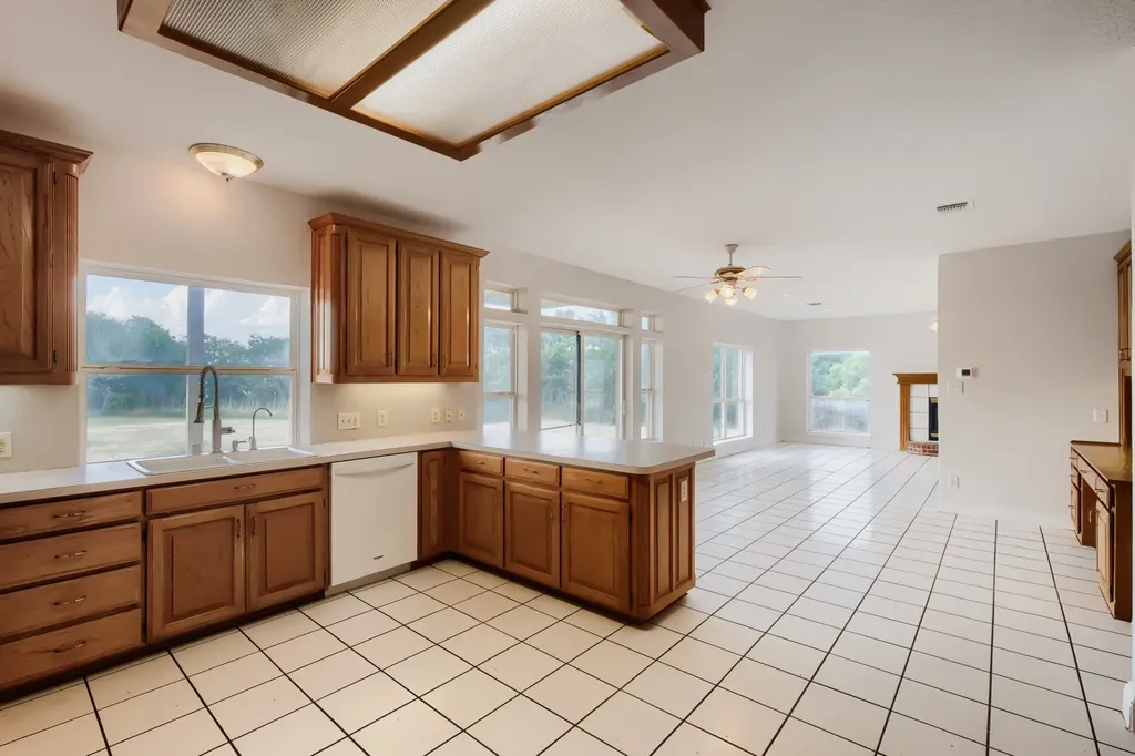 2508 Colt Lane Crowley TX 76036