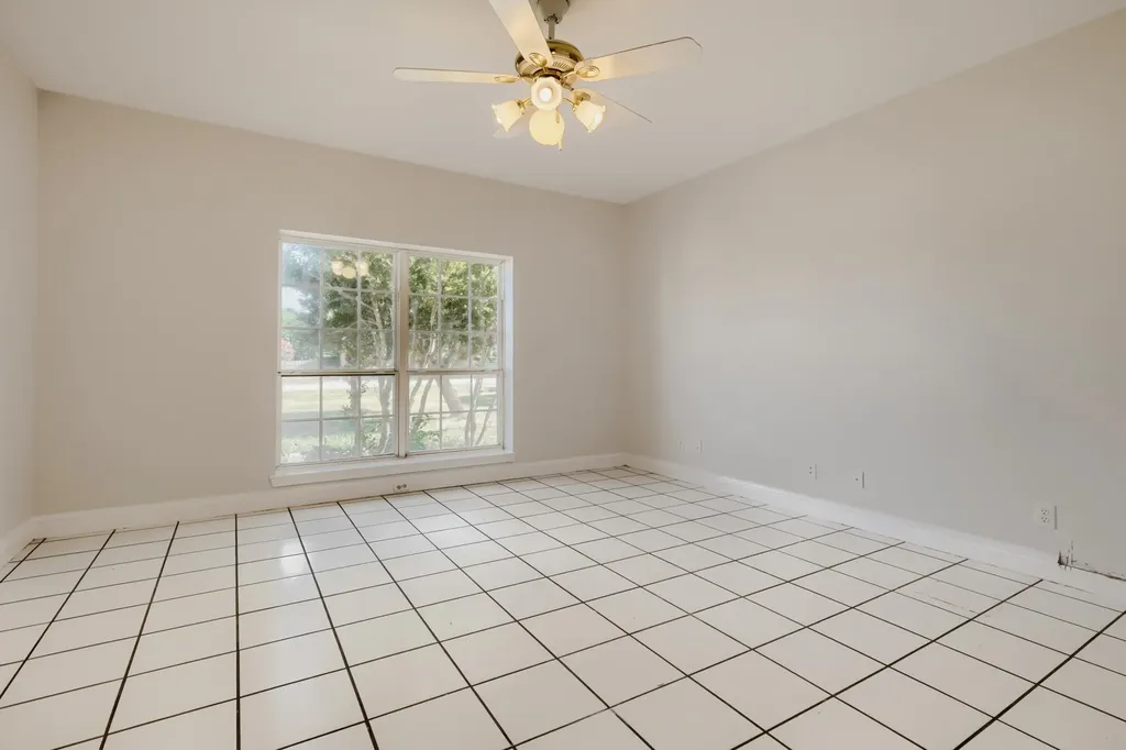 2508 Colt Lane Crowley TX 76036