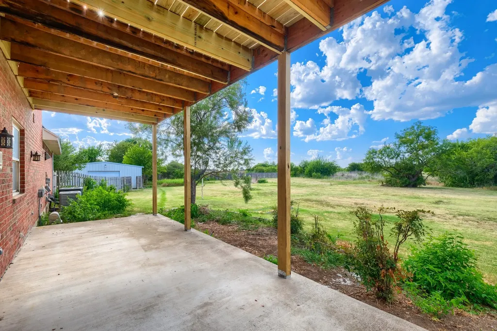 2508 Colt Lane Crowley TX 76036