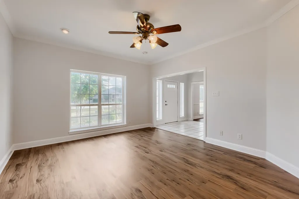 2508 Colt Lane Crowley TX 76036