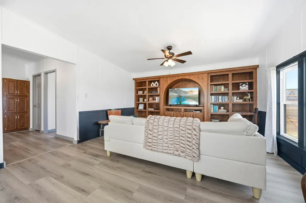 2651 Fm 67 Covington TX 76636