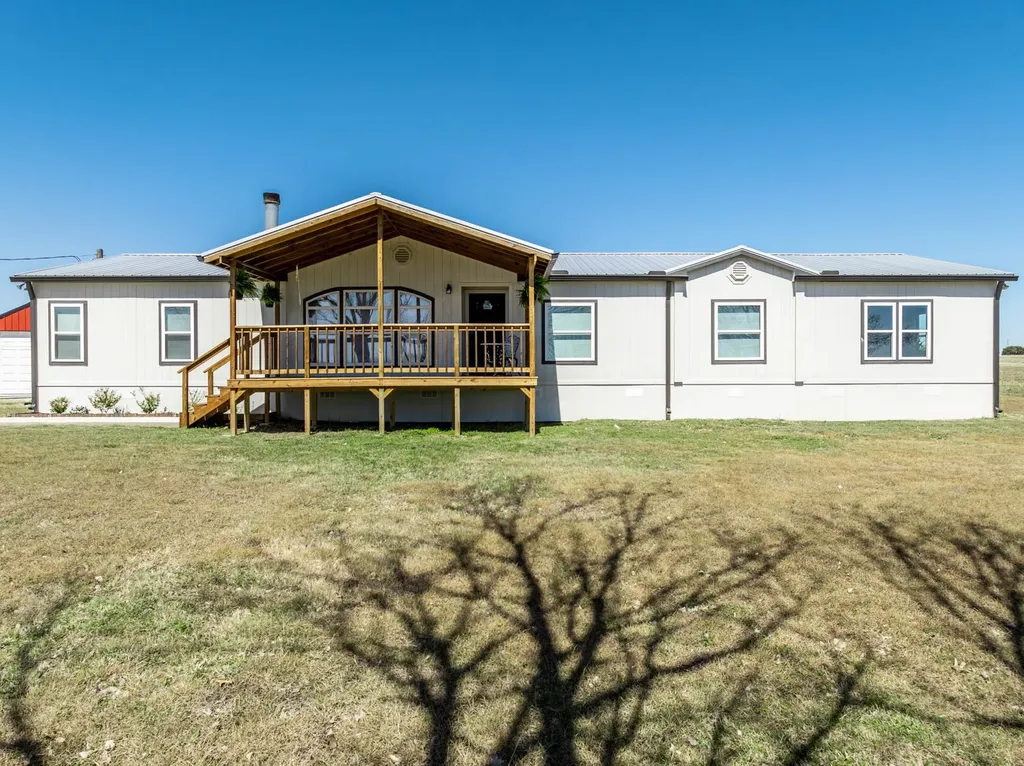 2651 Fm 67 Covington TX 76636