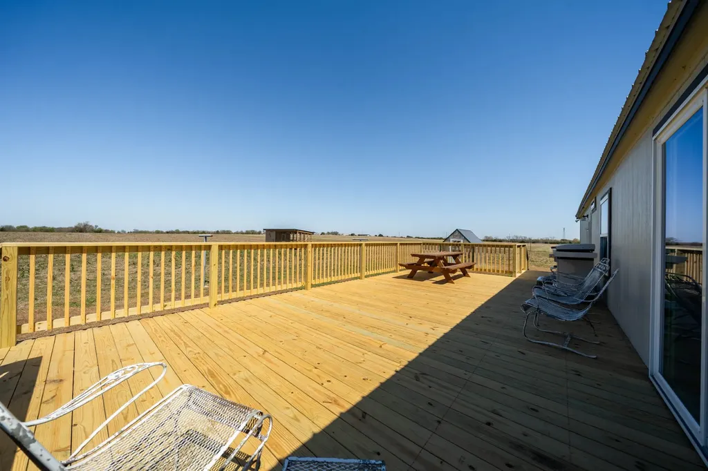 2651 Fm 67 Covington TX 76636