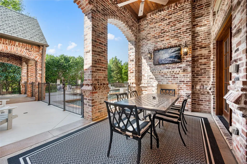 6900 Rockingham Court Colleyville TX 76034