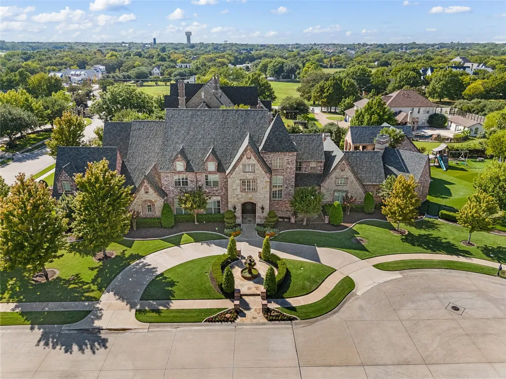 6900 Rockingham Court Colleyville TX 76034
