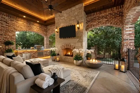 6900 Rockingham Court Colleyville TX 76034