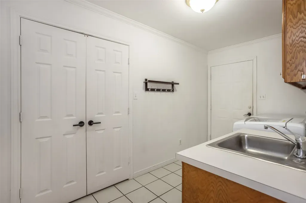 1107 Nortman Drive Lindsay TX 76250