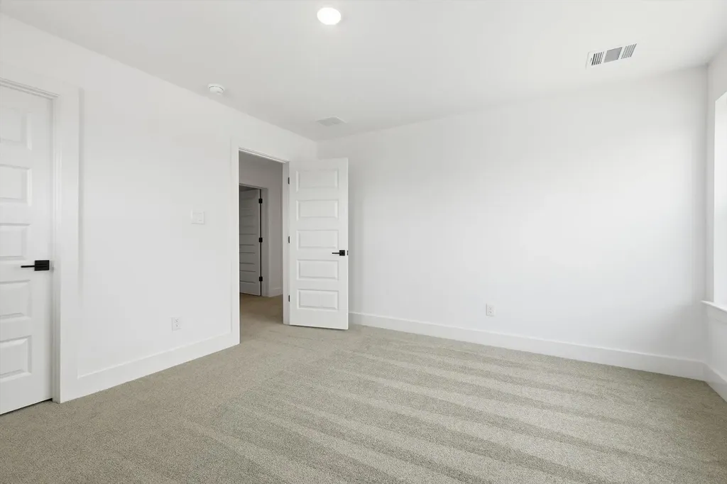 216 Village Way Argyle TX 76226
