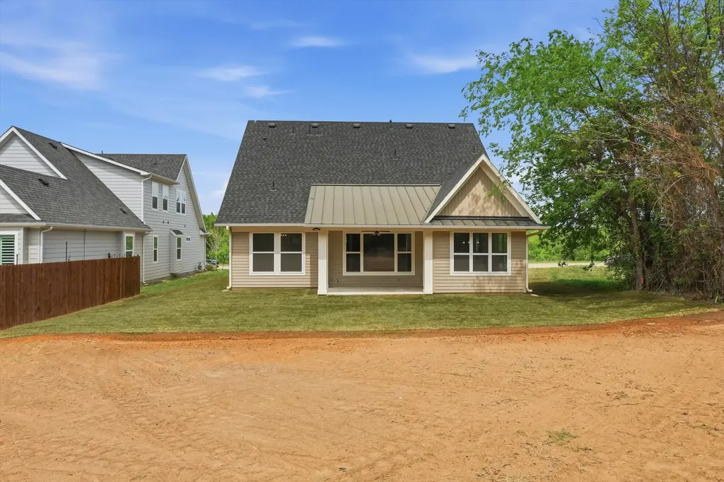 216 Village Way Argyle TX 76226