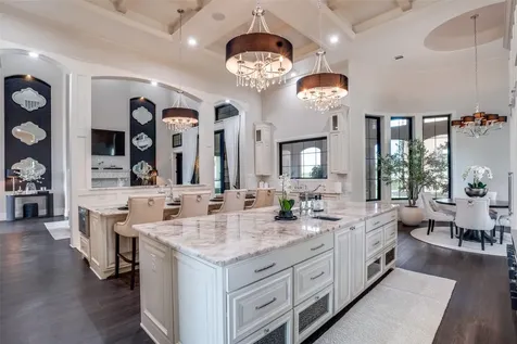 2621 Whispering Oaks Cove Cedar Hill TX 75104