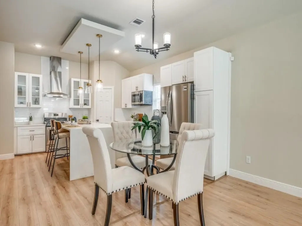929 S Marlborough Avenue Dallas TX 75208