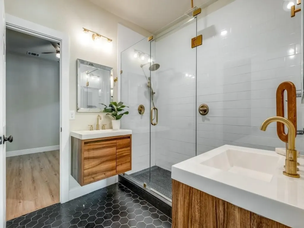 929 S Marlborough Avenue Dallas TX 75208